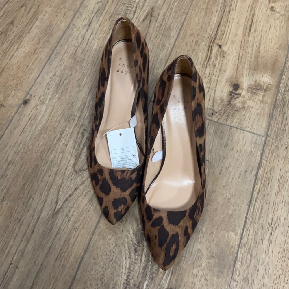 Leopard Print Pumps